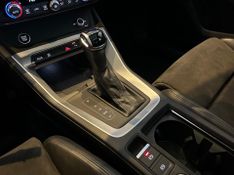 Audi Q3 Black S Line 1.4 TFSI S-tronic 2020/2021 CONCEPT MOTORS PASSO FUNDO / Carros no Vale