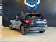 Audi Q3 Black S Line 1.4 TFSI S-tronic 2020/2021 CONCEPT MOTORS PASSO FUNDO / Carros no Vale