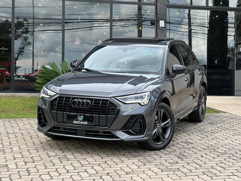 Audi Q3 Black S Line 1.4 TFSI S-tronic 2021/2021 CONCEPT MOTORS PASSO FUNDO / Carros no Vale