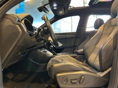 Audi Q3 Black S Line 1.4 TFSI S-tronic 2020/2021 CONCEPT MOTORS PASSO FUNDO / Carros no Vale