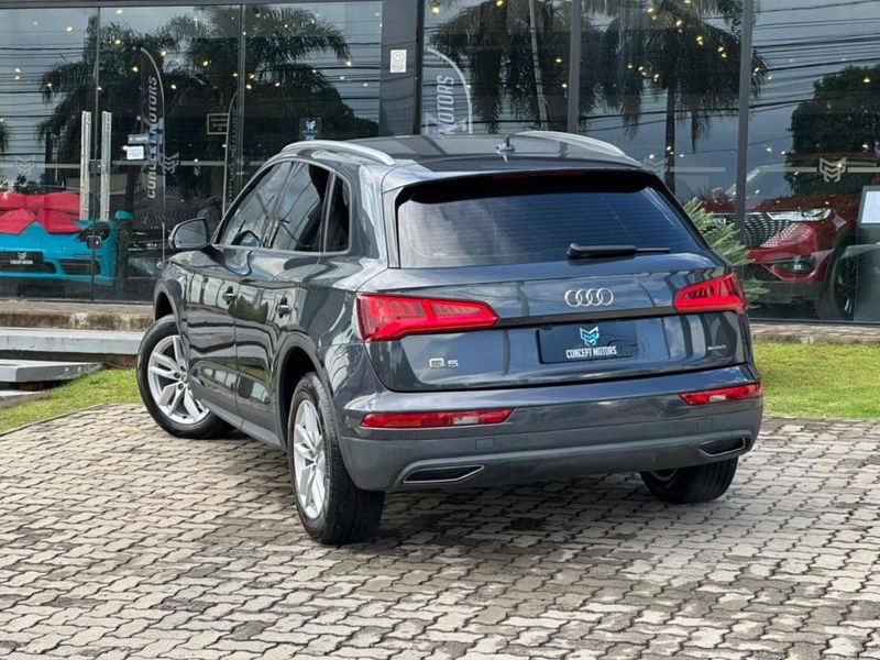 Audi Q5 Prestige 2.0 TFSI Quattro S Tronic 2019/2019 CONCEPT MOTORS PASSO FUNDO / Carros no Vale