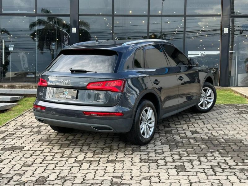 Audi Q5 Prestige 2.0 TFSI Quattro S Tronic 2019/2019 CONCEPT MOTORS PASSO FUNDO / Carros no Vale