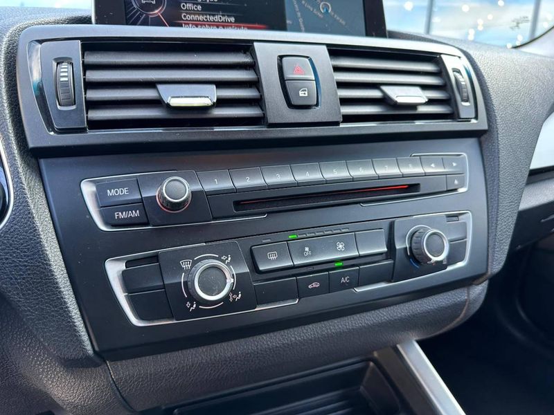 BMW 118 Urban/Sport 1.6 TB 16V 170cv 5p 2013/2014 CONCEPT MOTORS PASSO FUNDO / Carros no Vale