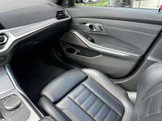 BMW 320i 2.0 TB M Sport A.Flex/M.Sport 4p 2020/2020 CONCEPT MOTORS PASSO FUNDO / Carros no Vale