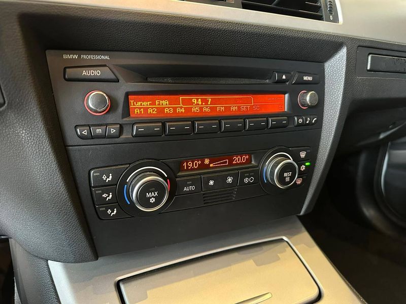 BMW 325 I 2.5 218cv 2007/2008 CONCEPT MOTORS PASSO FUNDO / Carros no Vale