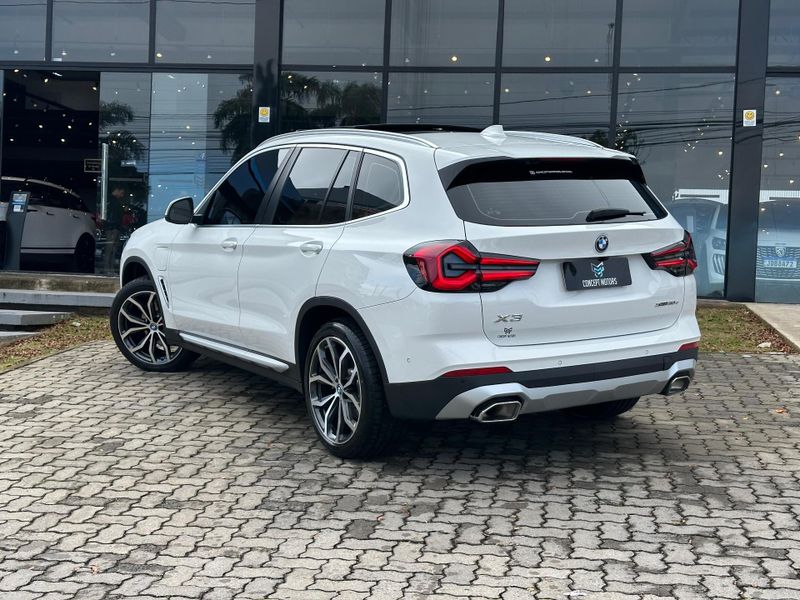 BMW X3 XDRIVE 30e X-Line Turbo Aut (HÃ­b.) 2022/2023 CONCEPT MOTORS PASSO FUNDO / Carros no Vale