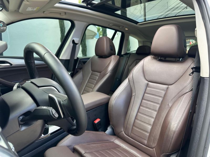 BMW X3 XDRIVE 30e X-Line Turbo Aut (HÃ­b.) 2022/2023 CONCEPT MOTORS PASSO FUNDO / Carros no Vale