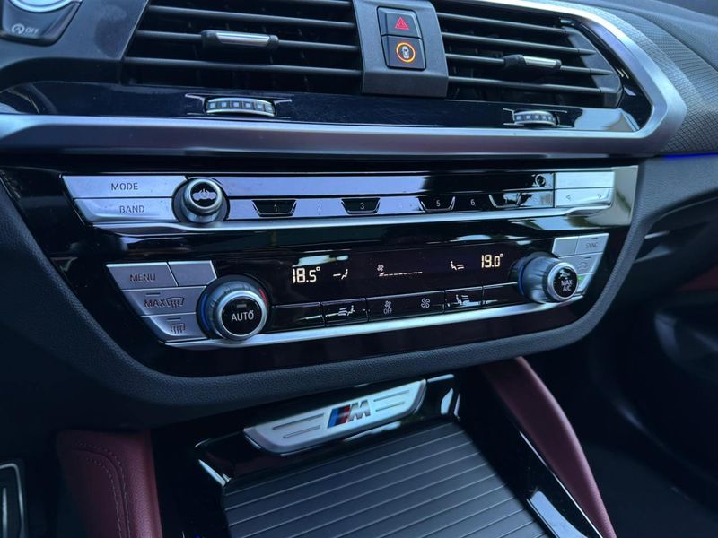 BMW X4 M40i 3.0 Turbo 388cv Aut. 2020/2020 CONCEPT MOTORS PASSO FUNDO / Carros no Vale