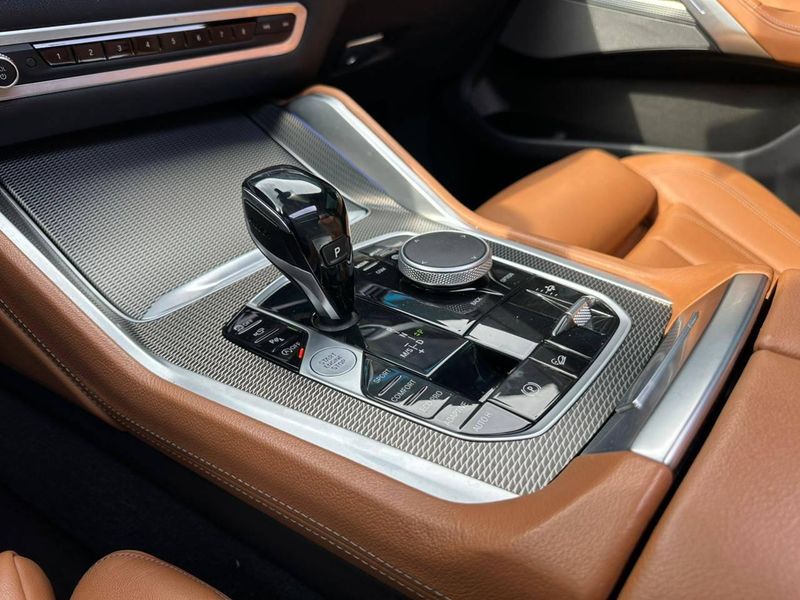 BMW X6 XDRIVE 40i M Sport 3.0 Bi-Turbo 2020/2021 CONCEPT MOTORS PASSO FUNDO / Carros no Vale