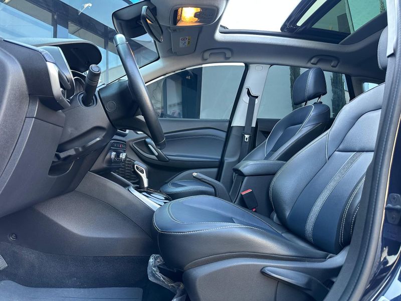 Chevrolet Tracker Premier 1.2 Turbo 12V Flex Aut. 2020/2021 CONCEPT MOTORS PASSO FUNDO / Carros no Vale