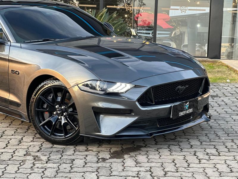 Ford Mustang Black Shadow 5.0 V8 2020/2020 CONCEPT MOTORS PASSO FUNDO / Carros no Vale Ford Mustang Black Shadow 5.0 V8 2020/2020 CONCEPT MOTORS PASSO FUNDO / Carros no Vale