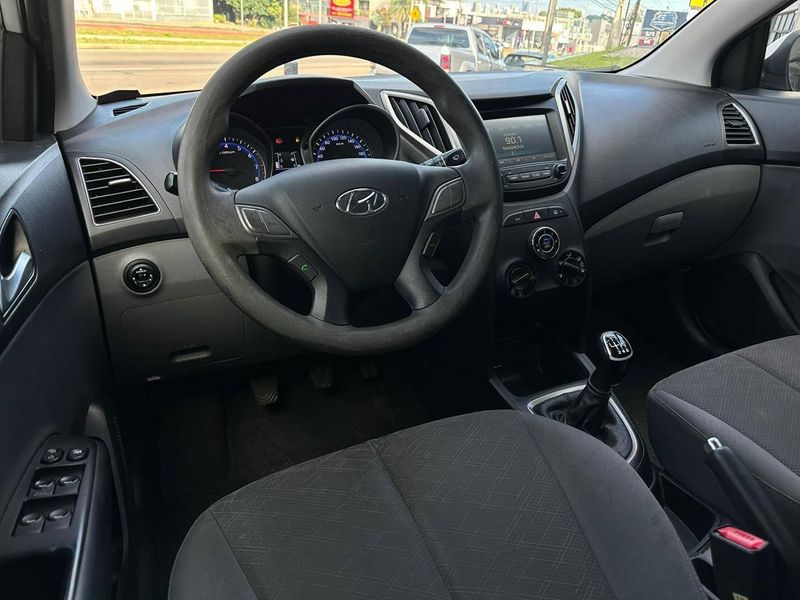 Hyundai HB20S Comfort Plus 1.0 TB Flex 12V Mec. 2018/2018 CONCEPT MOTORS PASSO FUNDO / Carros no Vale Hyundai HB20S Comfort Plus 1.0 TB Flex 12V Mec. 2018/2018 CONCEPT MOTORS PASSO FUNDO / Carros no Vale