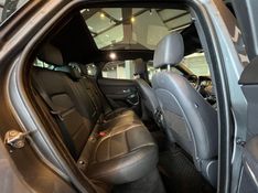 Jaguar E-Pace R-Dyn SE 2.0 AWD 250cv Aut/Flex. 2018/2018 CONCEPT MOTORS PASSO FUNDO / Carros no Vale