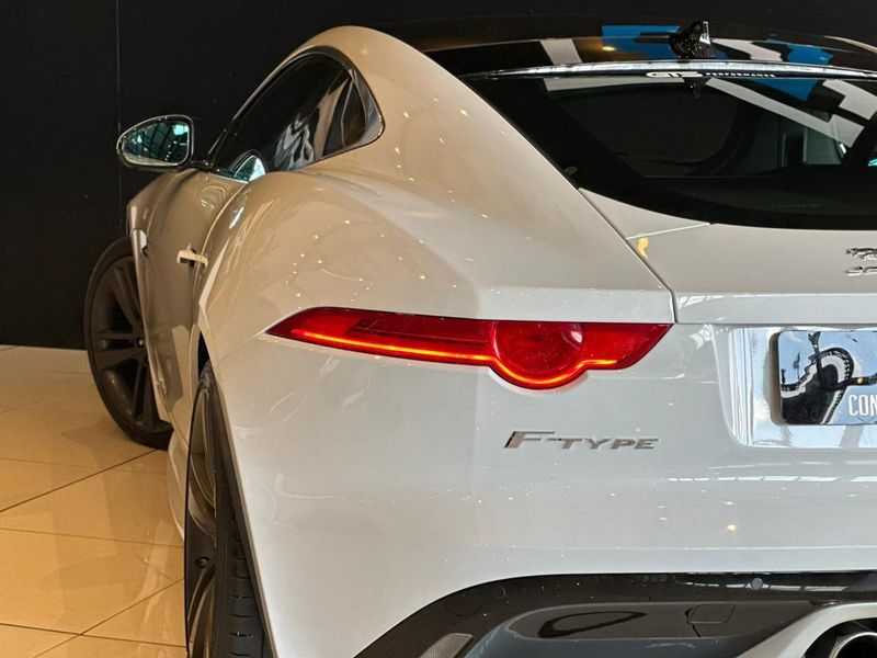 Jaguar F-type S Supercharged Coupe 3.0 V6 2016/2017 CONCEPT MOTORS PASSO FUNDO / Carros no Vale