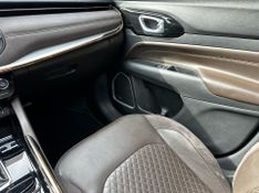 Jeep Commander Overland T270 1.3 TB Flex Aut. 2021/2022 CONCEPT MOTORS PASSO FUNDO / Carros no Vale