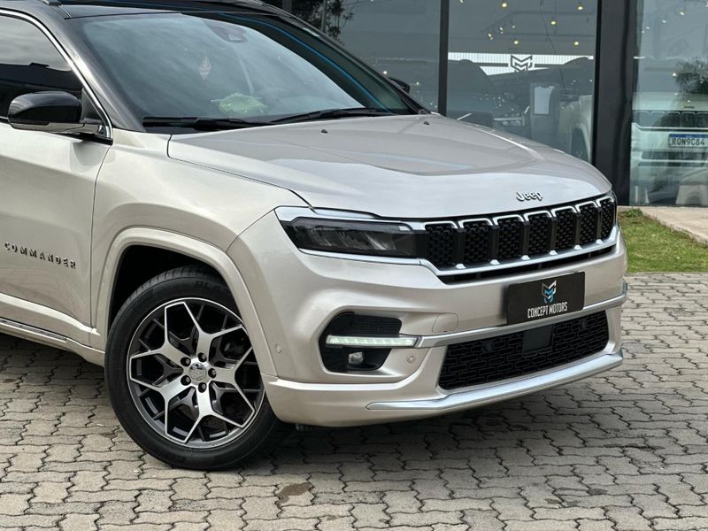 Jeep Commander Overland T270 1.3 TB Flex Aut. 2021/2022 CONCEPT MOTORS PASSO FUNDO / Carros no Vale