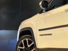 Jeep Compass LIMITED 2.0 4×2 Flex 16V Aut. 2018/2019 CONCEPT MOTORS PASSO FUNDO / Carros no Vale