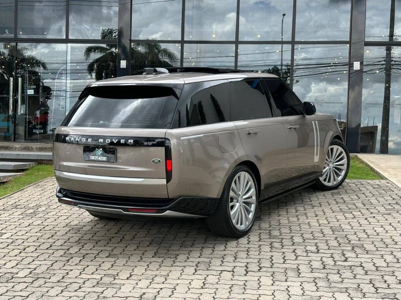 Land Rover Range Rover Range R First Ed.3.0 350cv Die.(Hib.) 2022/2023 CONCEPT MOTORS PASSO FUNDO / Carros no Vale