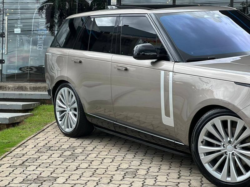 Land Rover Range Rover Range R First Ed.3.0 350cv Die.(Hib.) 2022/2023 CONCEPT MOTORS PASSO FUNDO / Carros no Vale