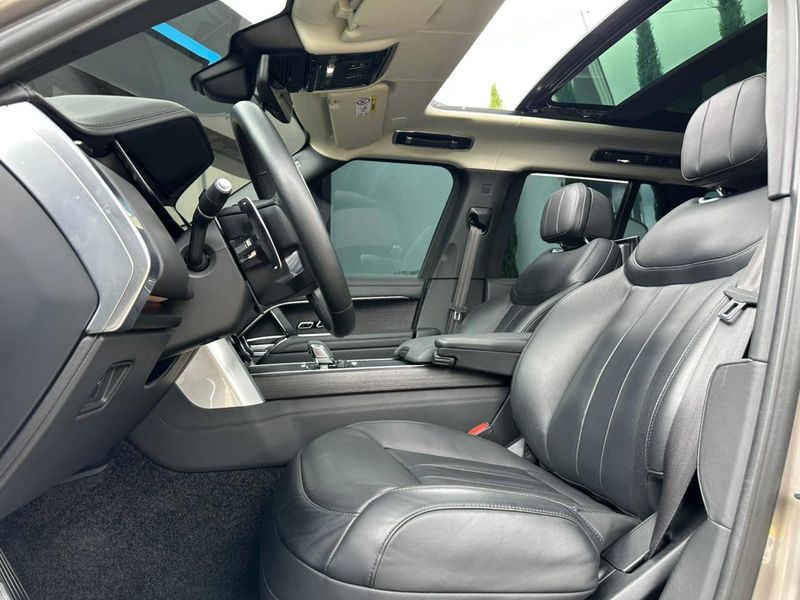 Land Rover Range Rover Range R First Ed.3.0 350cv Die.(Hib.) 2022/2023 CONCEPT MOTORS PASSO FUNDO / Carros no Vale