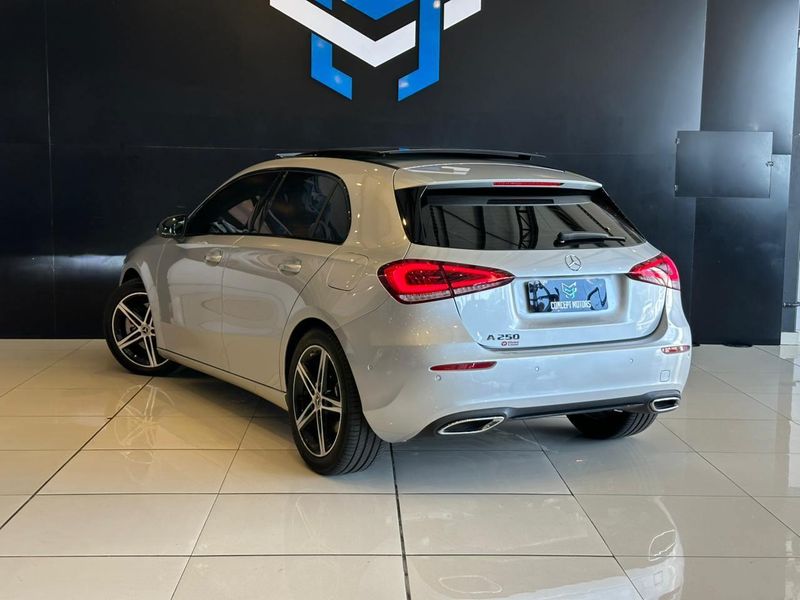 Mercedes-Benz Classe A A 250 2.0 TB Sport Aut. 2018/2019 CONCEPT MOTORS PASSO FUNDO / Carros no Vale