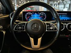 Mercedes-Benz Classe A A 250 2.0 TB Sport Aut. 2018/2019 CONCEPT MOTORS PASSO FUNDO / Carros no Vale