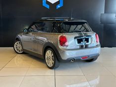 Mini Cooper 1.5 Turbo 12V 3p Aut. 2018/2019 CONCEPT MOTORS PASSO FUNDO / Carros no Vale