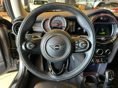 Mini Cooper 1.5 Turbo 12V 3p Aut. 2018/2019 CONCEPT MOTORS PASSO FUNDO / Carros no Vale