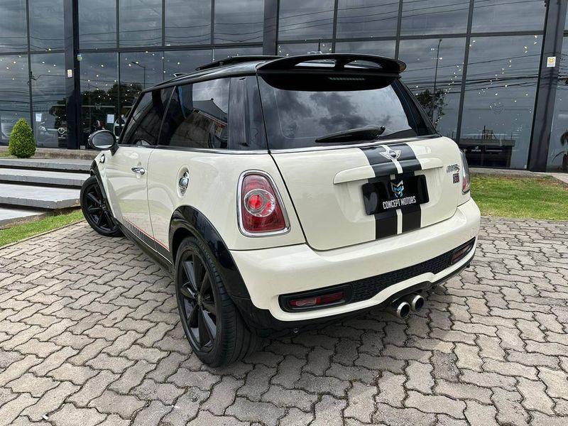 Mini Cooper S 1.6 Aut. 2013/2013 CONCEPT MOTORS PASSO FUNDO / Carros no Vale