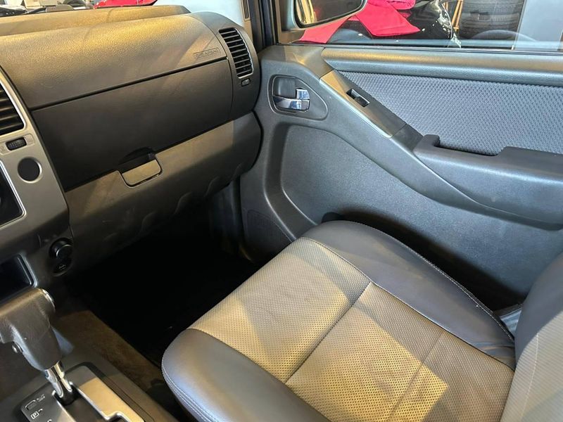 Nissan Frontier SV AT CD 4×4 2.5 TB Dies Aut. 2016/2016 CONCEPT MOTORS PASSO FUNDO / Carros no Vale