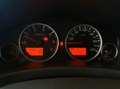 Nissan Frontier SV AT CD 4×4 2.5 TB Dies Aut. 2016/2016 CONCEPT MOTORS PASSO FUNDO / Carros no Vale