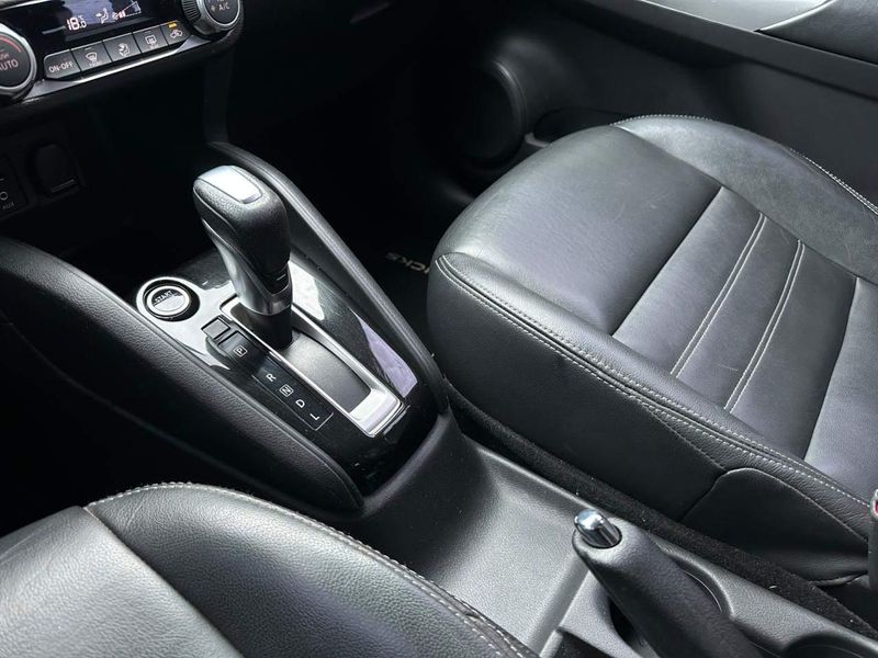 Nissan Kicks SL 1.6 16V FlexStar 5p Aut. 2018/2018 CONCEPT MOTORS PASSO FUNDO / Carros no Vale