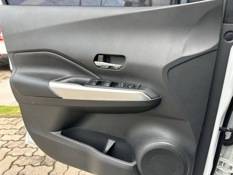 Nissan Kicks SL 1.6 16V FlexStar 5p Aut. 2018/2018 CONCEPT MOTORS PASSO FUNDO / Carros no Vale