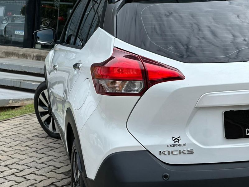 Nissan Kicks SL 1.6 16V FlexStar 5p Aut. 2018/2018 CONCEPT MOTORS PASSO FUNDO / Carros no Vale