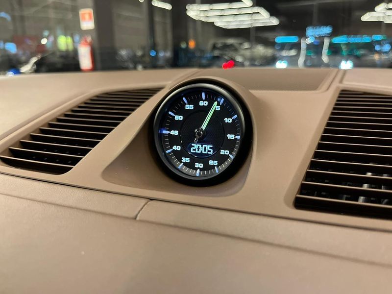 Porsche Cayenne 3.0 V6 (HÃ­brido) 2022/2022 CONCEPT MOTORS PASSO FUNDO / Carros no Vale