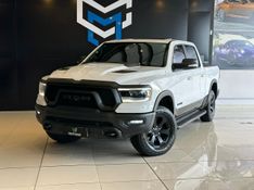 Ram 1500 REBEL 5.7 HEMI CD V8 4×4 Aut. 2021/2021 CONCEPT MOTORS PASSO FUNDO / Carros no Vale