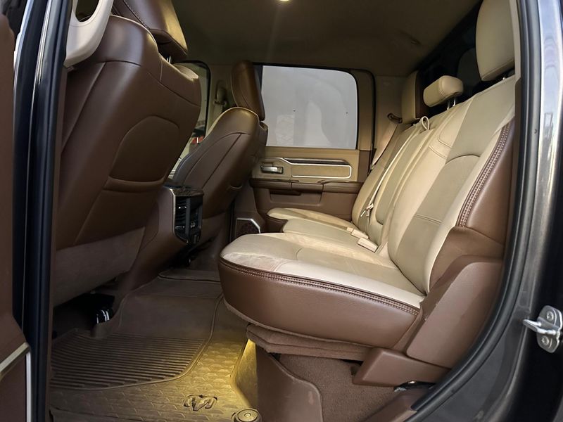 Ram 2500 LARAMIE 6.7 TDI CD 4×4 Diesel 2021/2021 CONCEPT MOTORS PASSO FUNDO / Carros no Vale