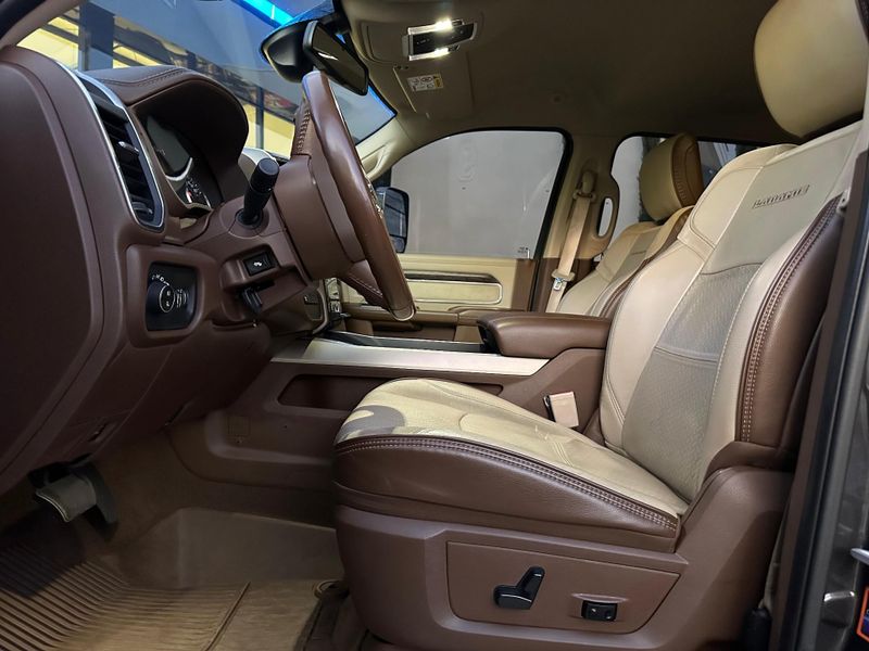 Ram 2500 LARAMIE 6.7 TDI CD 4×4 Diesel 2021/2021 CONCEPT MOTORS PASSO FUNDO / Carros no Vale