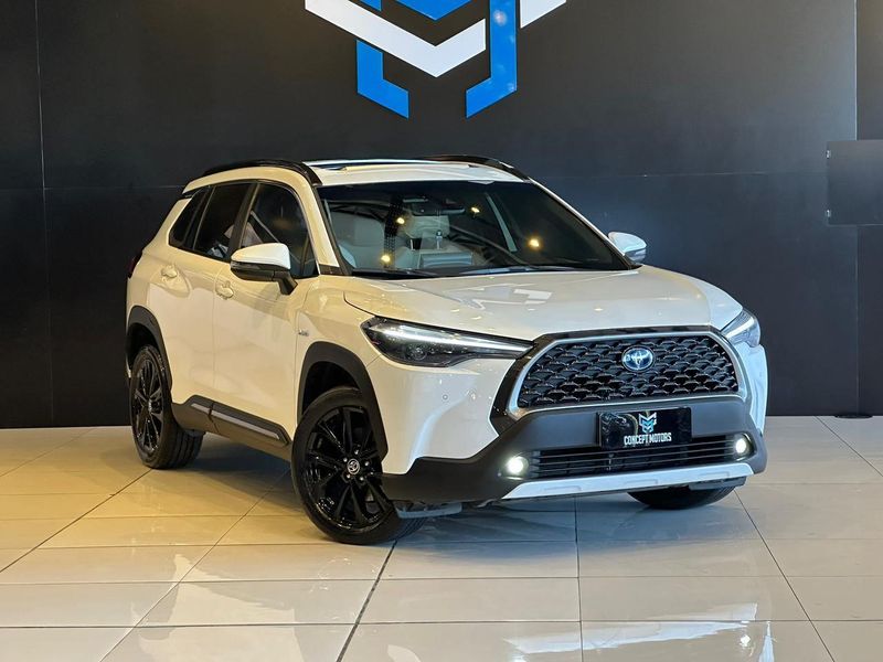 Toyota Corolla Cross XRX 1.8 16V Aut (HÃbrido) 2021/2022 CONCEPT MOTORS PASSO FUNDO / Carros no Vale Toyota Corolla Cross XRX 1.8 16V Aut (HÃbrido) 2021/2022 CONCEPT MOTORS PASSO FUNDO / Carros no Vale