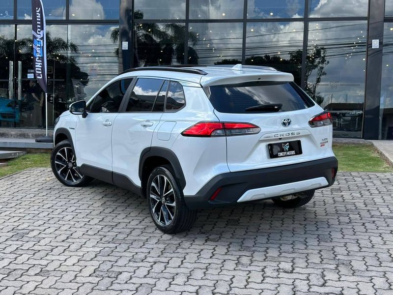 Toyota Corolla Cross XRX 1.8 16V Aut (HÃ­brido) 2021/2022 CONCEPT MOTORS PASSO FUNDO / Carros no Vale