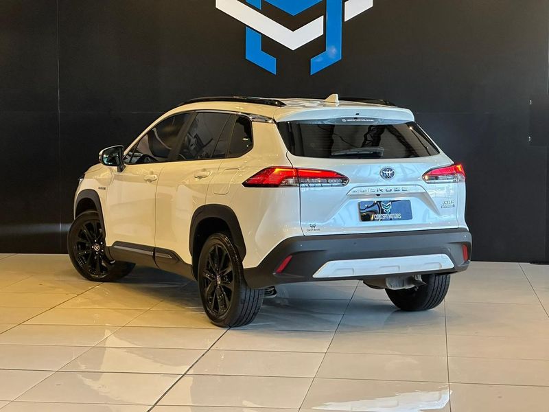 Toyota Corolla Cross XRX 1.8 16V Aut (HÃbrido) 2021/2022 CONCEPT MOTORS PASSO FUNDO / Carros no Vale Toyota Corolla Cross XRX 1.8 16V Aut (HÃbrido) 2021/2022 CONCEPT MOTORS PASSO FUNDO / Carros no Vale