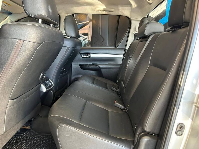 Toyota Hilux CD SRV 4×2 2.7 Flex 16V Aut. 2016/2017 CONCEPT MOTORS PASSO FUNDO / Carros no Vale