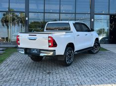 Toyota Hilux CD SRV 4×2 2.7 Flex 16V Aut. 2021/2021 CONCEPT MOTORS PASSO FUNDO / Carros no Vale