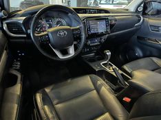 Toyota Hilux CD SRX 4×4 2.8 TDI 16V Diesel Aut. 2022/2022 CONCEPT MOTORS PASSO FUNDO / Carros no Vale