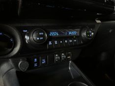 Toyota Hilux CD SRX 4×4 2.8 TDI 16V Diesel Aut. 2022/2022 CONCEPT MOTORS PASSO FUNDO / Carros no Vale