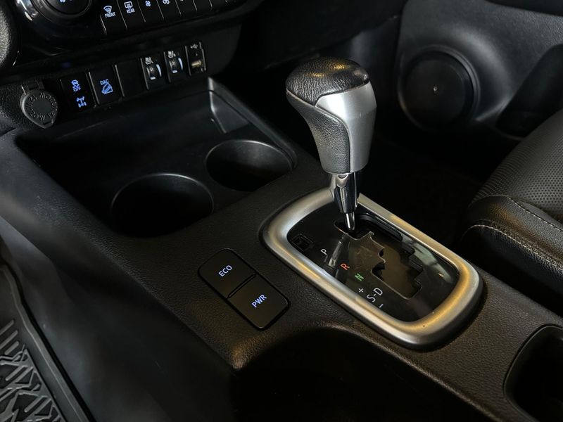 Toyota Hilux CD SRX 4×4 2.8 TDI 16V Diesel Aut. 2022/2022 CONCEPT MOTORS PASSO FUNDO / Carros no Vale