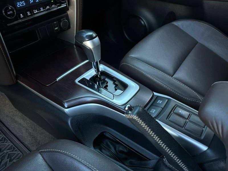 Toyota Hilux SW4 SRV 4×2 2.7 Flex 16V Aut. 2018/2019 CONCEPT MOTORS PASSO FUNDO / Carros no Vale Toyota Hilux SW4 SRV 4×2 2.7 Flex 16V Aut. 2018/2019 CONCEPT MOTORS PASSO FUNDO / Carros no Vale