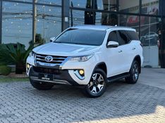 Toyota Hilux SW4 SRV 4×2 2.7 Flex 16V Aut. 2018/2019 CONCEPT MOTORS PASSO FUNDO / Carros no Vale