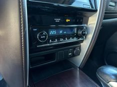 Toyota Hilux SW4 SRV 4×2 2.7 Flex 16V Aut. 2018/2019 CONCEPT MOTORS PASSO FUNDO / Carros no Vale