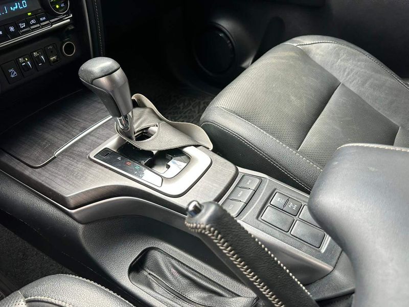 Toyota Hilux SW4 SRX 4×4 2.8 TDI 16V Dies Aut. 2022/2022 CONCEPT MOTORS PASSO FUNDO / Carros no Vale